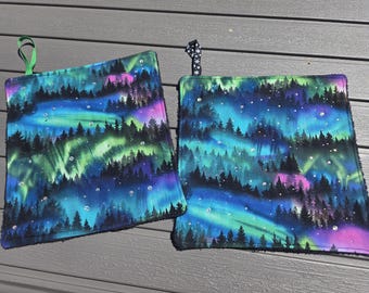 Northern lights ice skate towel terry cloth lined 10.5 x 10.5