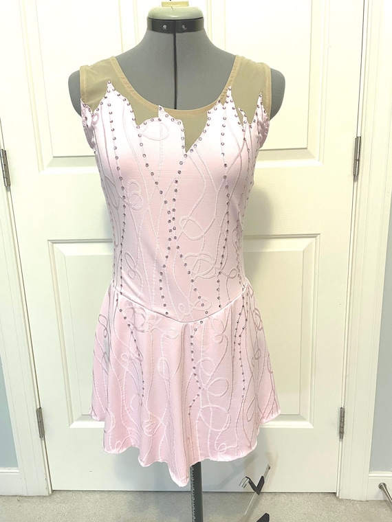mini dress ruffles Meliodas Ruffle White V-Neckline Gown Skirt:Full Train 28-in Ball Gown Zuhair Murad Whether youre celebrating your