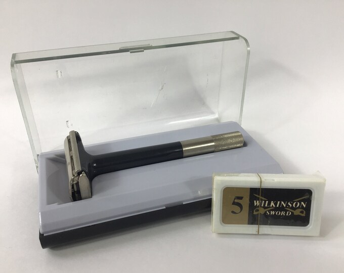 The Wilkinson Sword sticky Razor by Grange C1970. Men's Traditional Shaving. Retro/mid