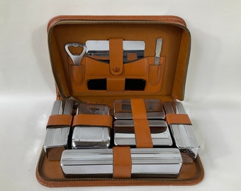 Gentleman's Calf Leather Travel Shaving Case c1960s. Mens Travel Grooming Set. Mens Dopp Kit. Gillette Tech Razor. Retro Travel Gifts - Men.