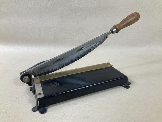 tobacco slicer MXBAOHENG Shredder Cigarette Cutter Cigarette Shredding Cutting Machine : Health & Household Antique Rough Shag Tobacco Leaf