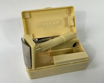 1930s Wardonia Cream Bakelite &quot;Devon&quot; Safety Razor Set. Mens Shaving. Rare Safety Razors. Edwardian Costume Accessories. WW2 Period Razor.