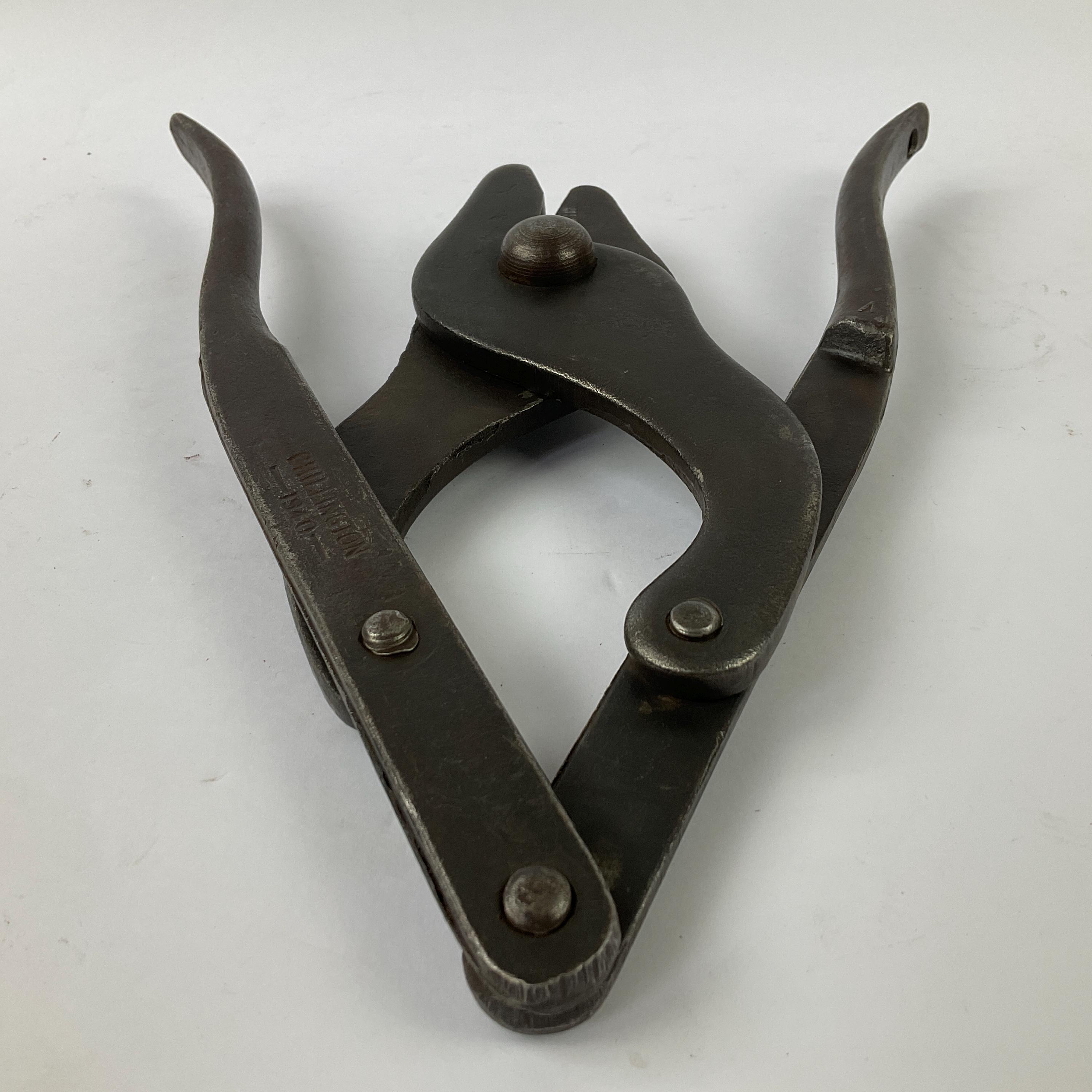 Barbed Wire Cutters by Chillington Iron Works C1940. WW2 British ...