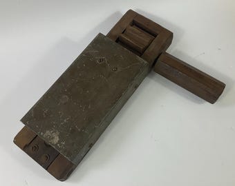 evans concinnum cigarette rolling machine Vintage Concinnum Cigarette Hand Rolling Machine by Evans & Co. C1910-20. 