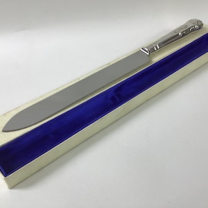Vintage Silver Plated Wedding Cake Knife c1970. Retro Wedding Accessories. Cake Cutting Ceremony. Retro Bread/Cake Knife. Silver Cake Knife.