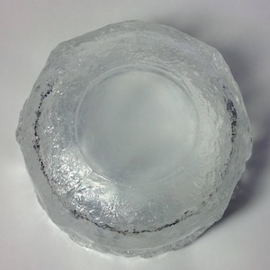 Kosta Boda „Rhapsody“ Skål von Kjell Engman. Mittlere Größe. Handgemachte Kristallschale. Retro schwedischer Kristall. "Rhapsody" Schale von Kosta Boda Glass. Bild 6