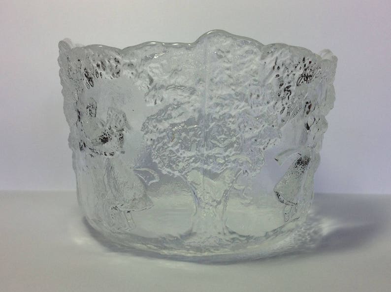 Kosta Boda „Rhapsody“ Skål von Kjell Engman. Mittlere Größe. Handgemachte Kristallschale. Retro schwedischer Kristall. "Rhapsody" Schale von Kosta Boda Glass. Bild 2