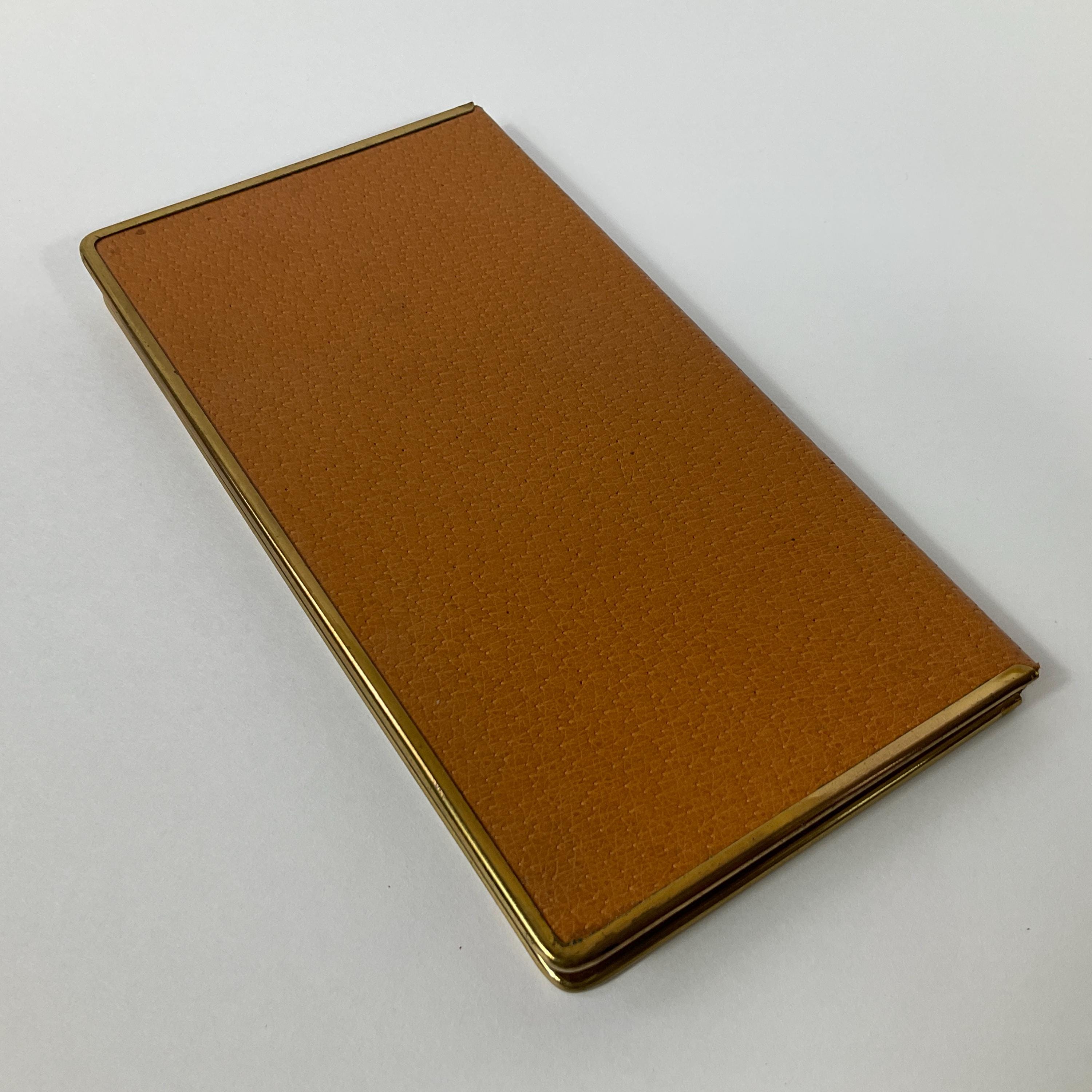 1950年代の豚革と真鍮のシガレットケース。カードケース、財布 