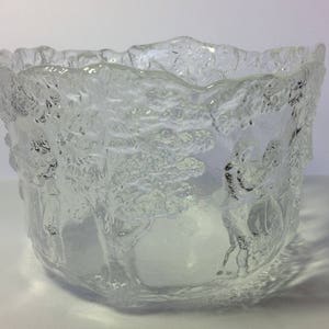 Kosta Boda „Rhapsody“ Skål von Kjell Engman. Mittlere Größe. Handgemachte Kristallschale. Retro schwedischer Kristall. "Rhapsody" Schale von Kosta Boda Glass. Bild 8