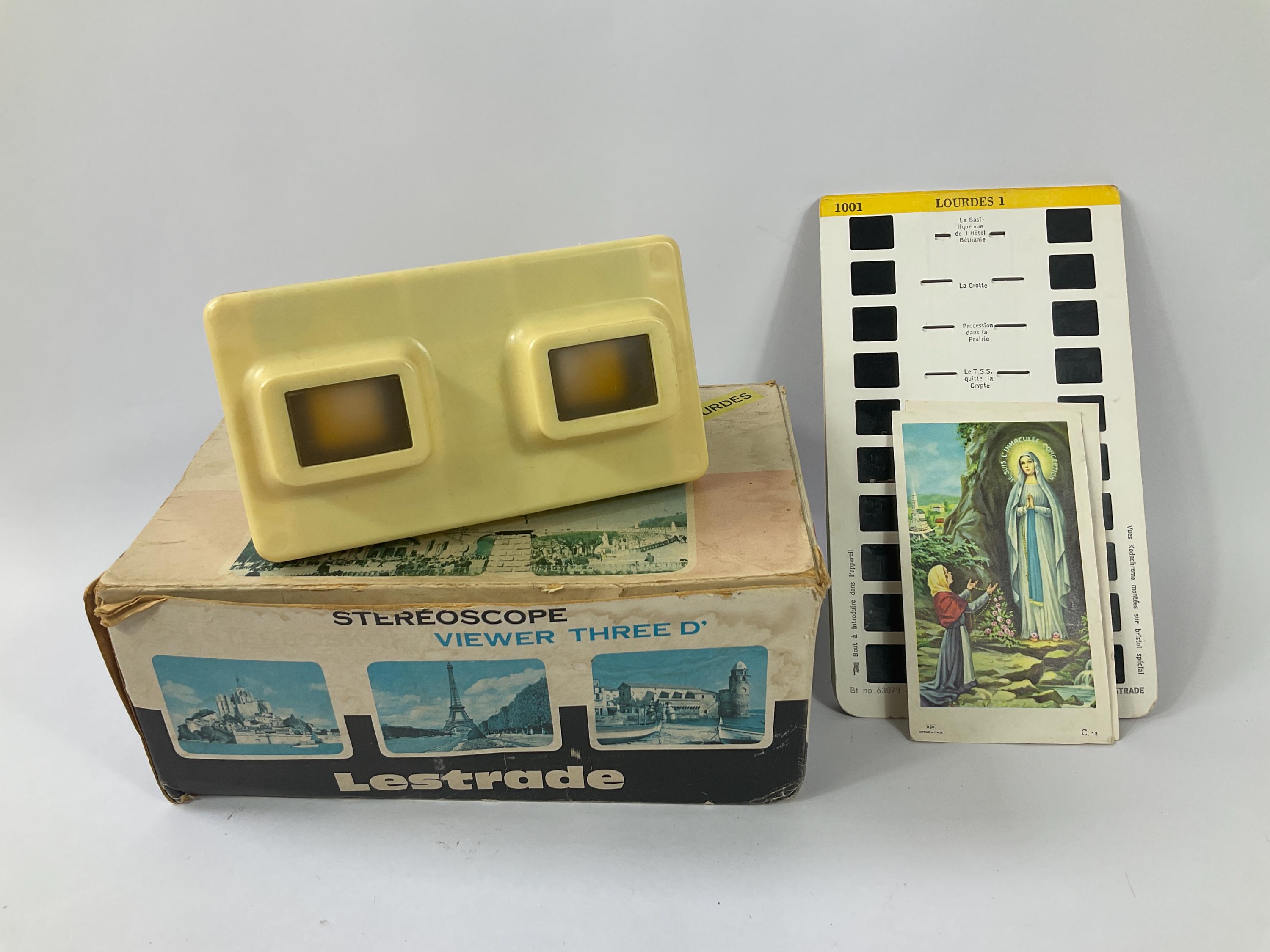 Souvenir of Lourdes 3D Stereoscope With 50 Views C1960s. Lestrade