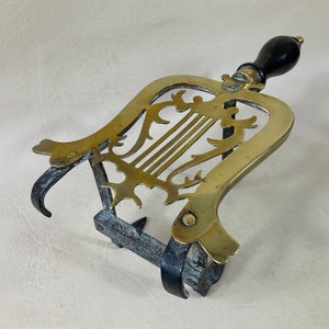 George III Period Fireplace Kettle or Pan Trivet c1800-20. Cast Brass Lyre Trivet. 19th Century Georgian Home Decor. Fireplace Accessories.