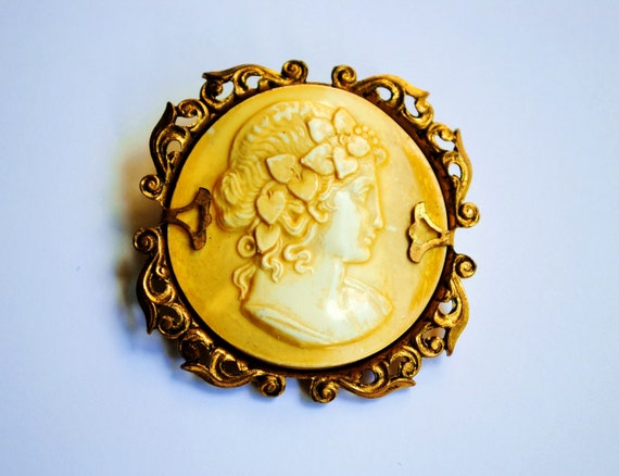 CELLULOID. Antique French Brooch