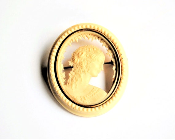 CELLULOID. Antique French Brooch