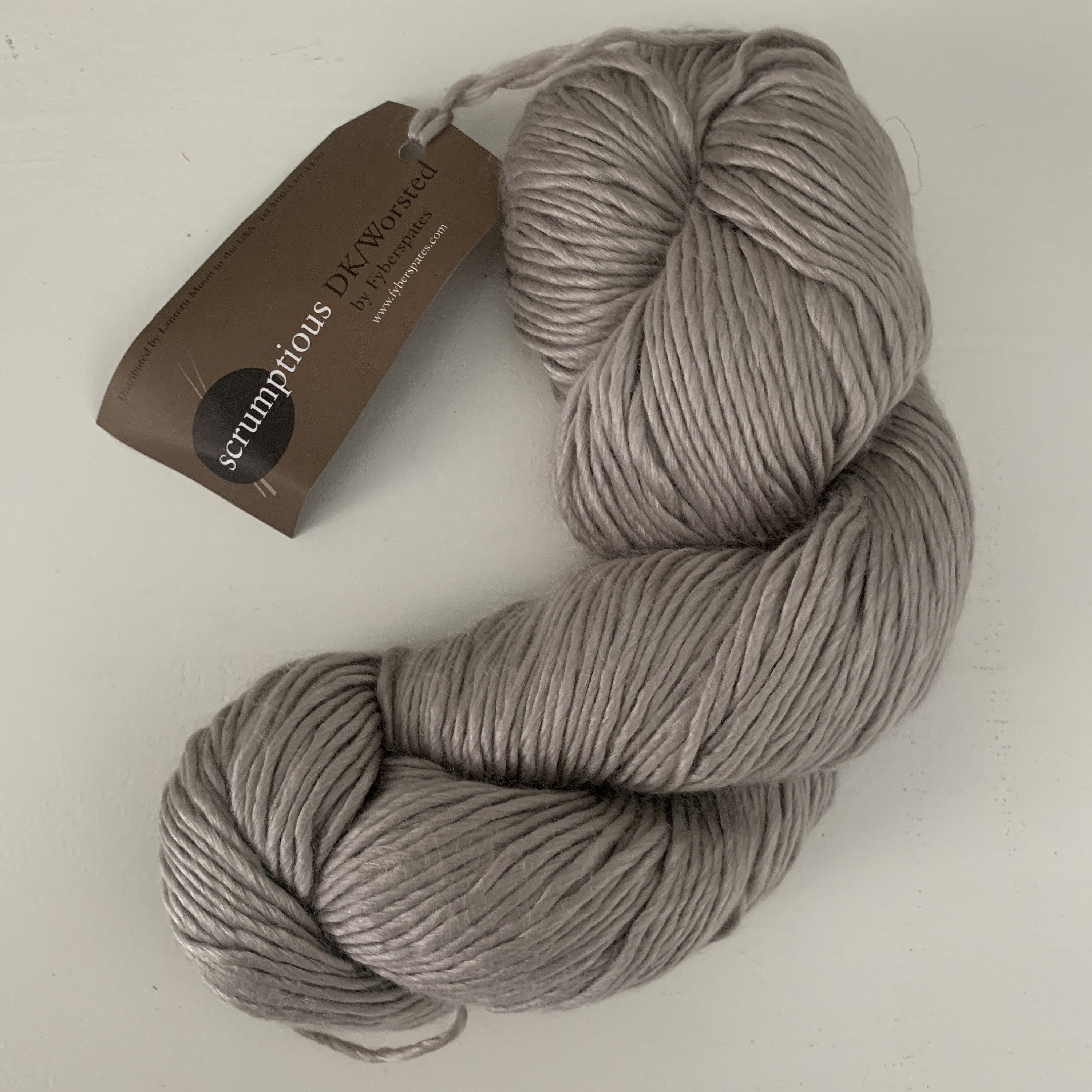 Fyberspates Scrumptious DK Worsted Merino/silk Yarn