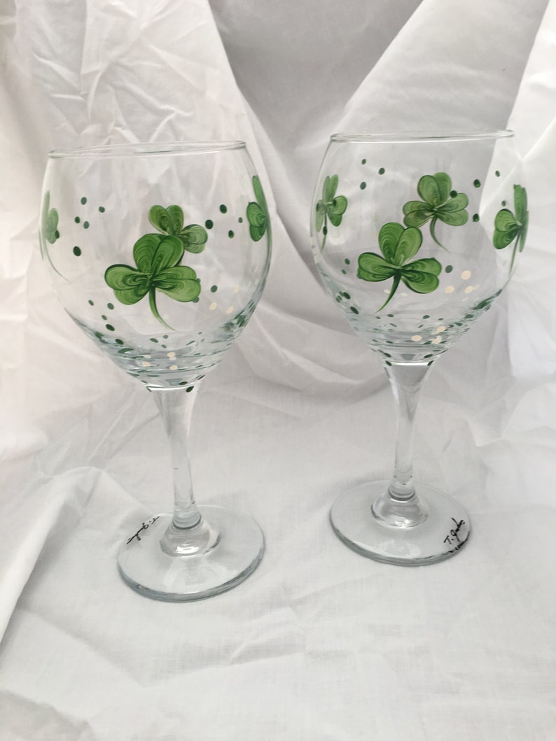 Lucky Shamrock/Irish Design Hand Painted Pair Wine Glasses Etsy