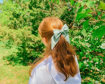 Mint Satin Green Hair Bow - Efflorescing Adventuress
