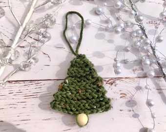 Evergreen Crochet Christmas Tree Ornament Gift Tag