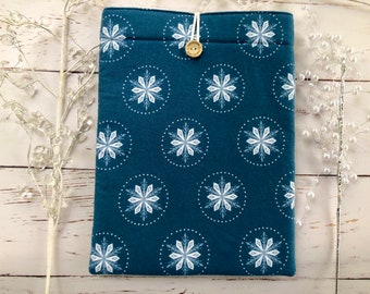 Circle Snowflake Foam Book Sleeve Book Cozy Standard Size