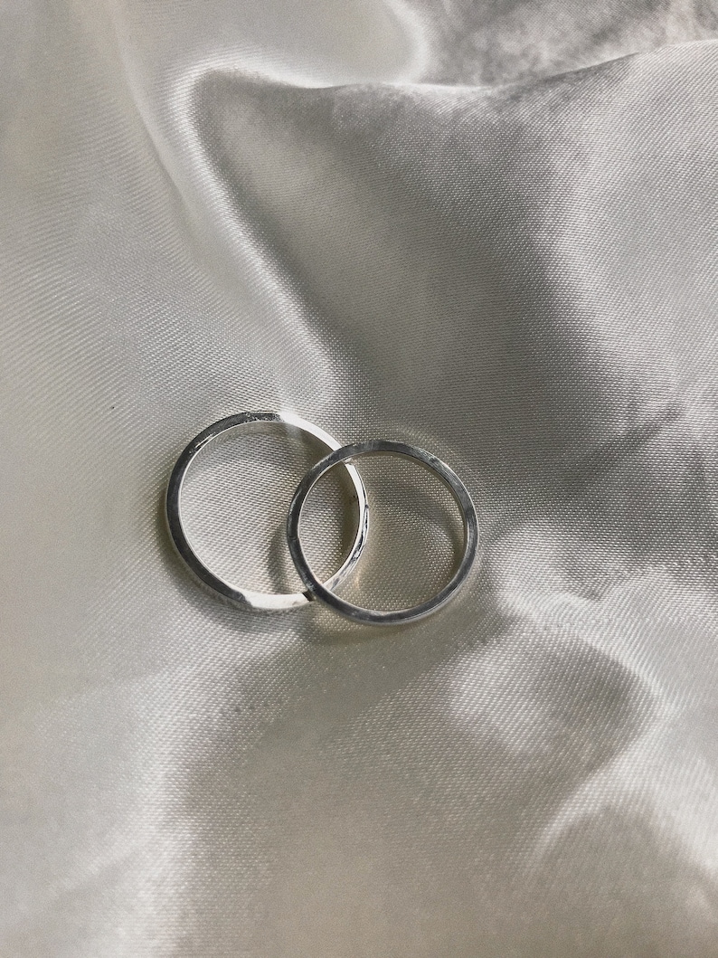 Modern White Gold Wedding Band, 18k White Gold, 2mm Women's Ring, Modern Wedding Rings, Silver Band, Square Band, Unisex Wedding Band image 3