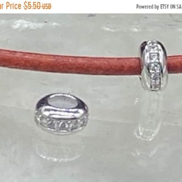 25% OFF New Preciosa Crystal Smart Clasp / Stopper Beads For Up To 2mm Round leather Cord Or Chain - 18K Platinum Filled - C2638 - Qty 1