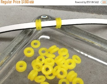 25% OFF Bright Yellow Oh-Rings -Rubber Jump Rings - 7mm Round - 3mm Hole OR369 Qty 20