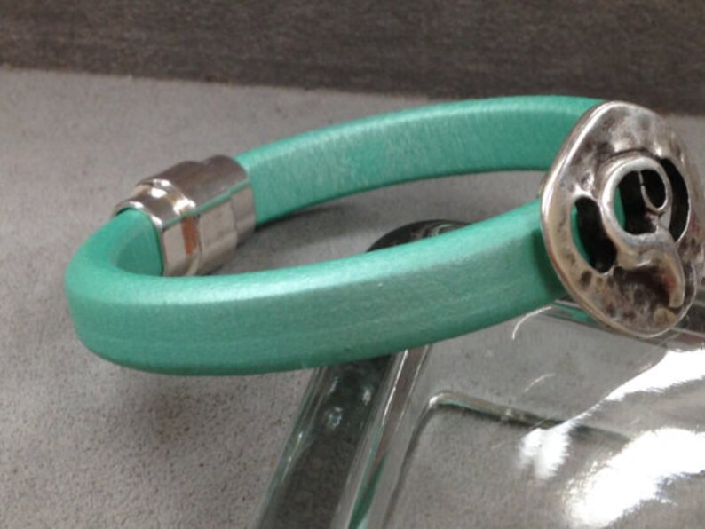 Your Pre-Cut Size Choice On Sale Now New Metallic Mint Green 10x6mm Licorice Leather Cord