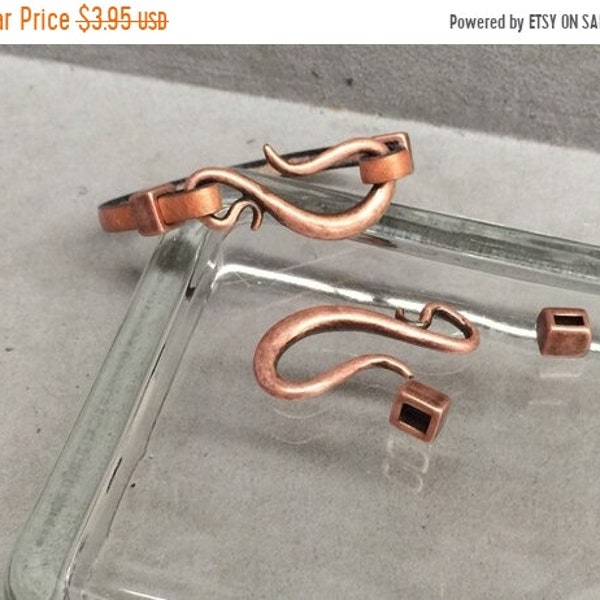 25% OFF Beautiful Hook Clasp / Bracelet Focal Set For Leather Cord Antique Copper C870 Qty 1 Set