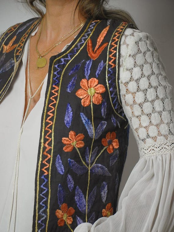 1960's Hungarian Matyo Embroidered Vest - image 8