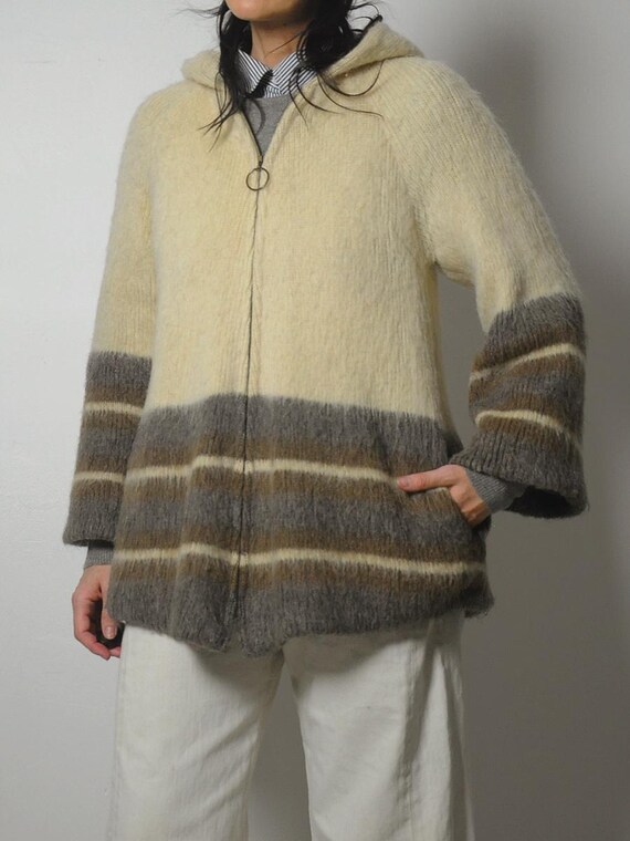 1970's Icelandic Trapeze Coat - image 10