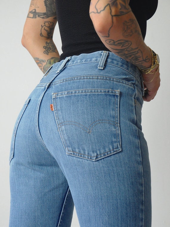 1970's Flared Levi's Jeans 32x35 - image 9