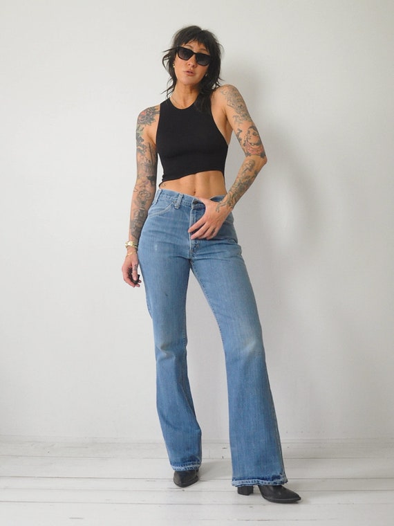 1970's Flared Levi's Jeans 32x35 - image 2