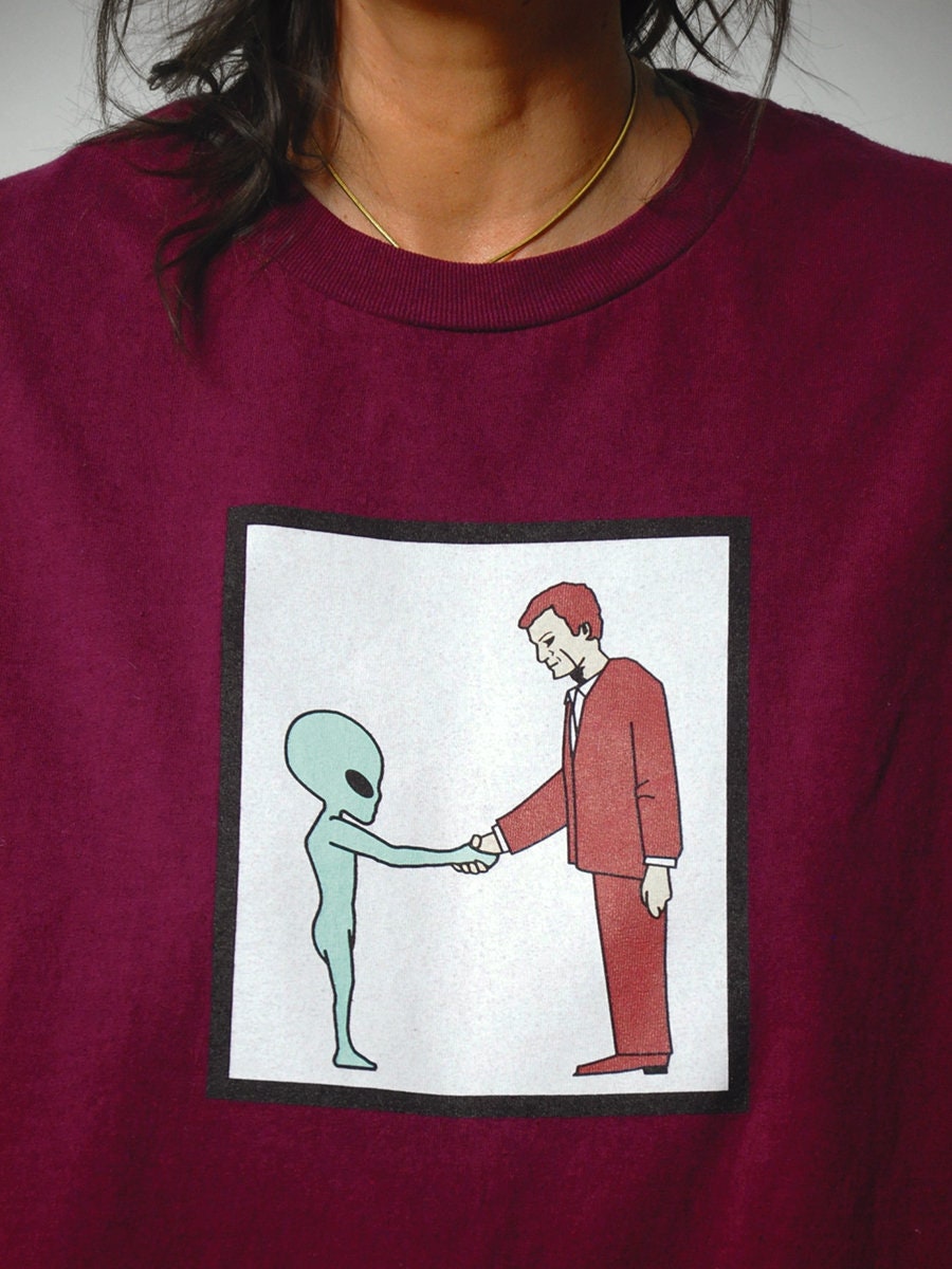 1993 Helmet Alien Handshake Tshirt - Etsy