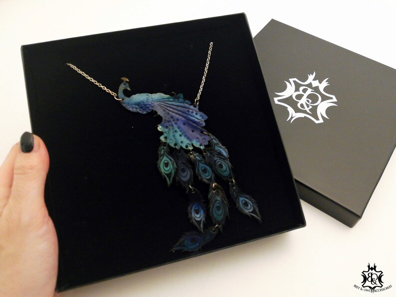 Peacock Necklace incl. jewelry box