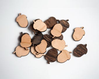 Wood Acorn Table Scatter, Fall Décor for Autumn Weddings, Thanksgiving Dinner Decoration