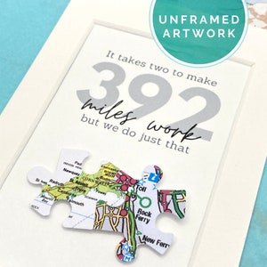 Fernpaar Geschenk; ZWEI Jigsaw Landkarten Kunstwerke, zum Jahrestag für Freund oder Freundin.  Ungerahmtes Kunstwerk.
