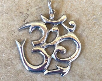 Om Sterling Silver Pendant Nice Size Unisex