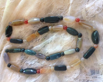 Multi Color Estate Agate Bead Necklace