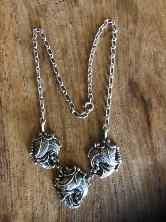 Navajo Sterling Three Concha Necklace Vintage Sig… - image 4