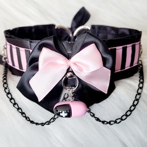 Harajuku Fashion Yami Kawaii Necklace | Pastel Goth Choker, Nekomimi Kitty cosplay, Grunge Accessories, Creepy Cute Pill Jewelry