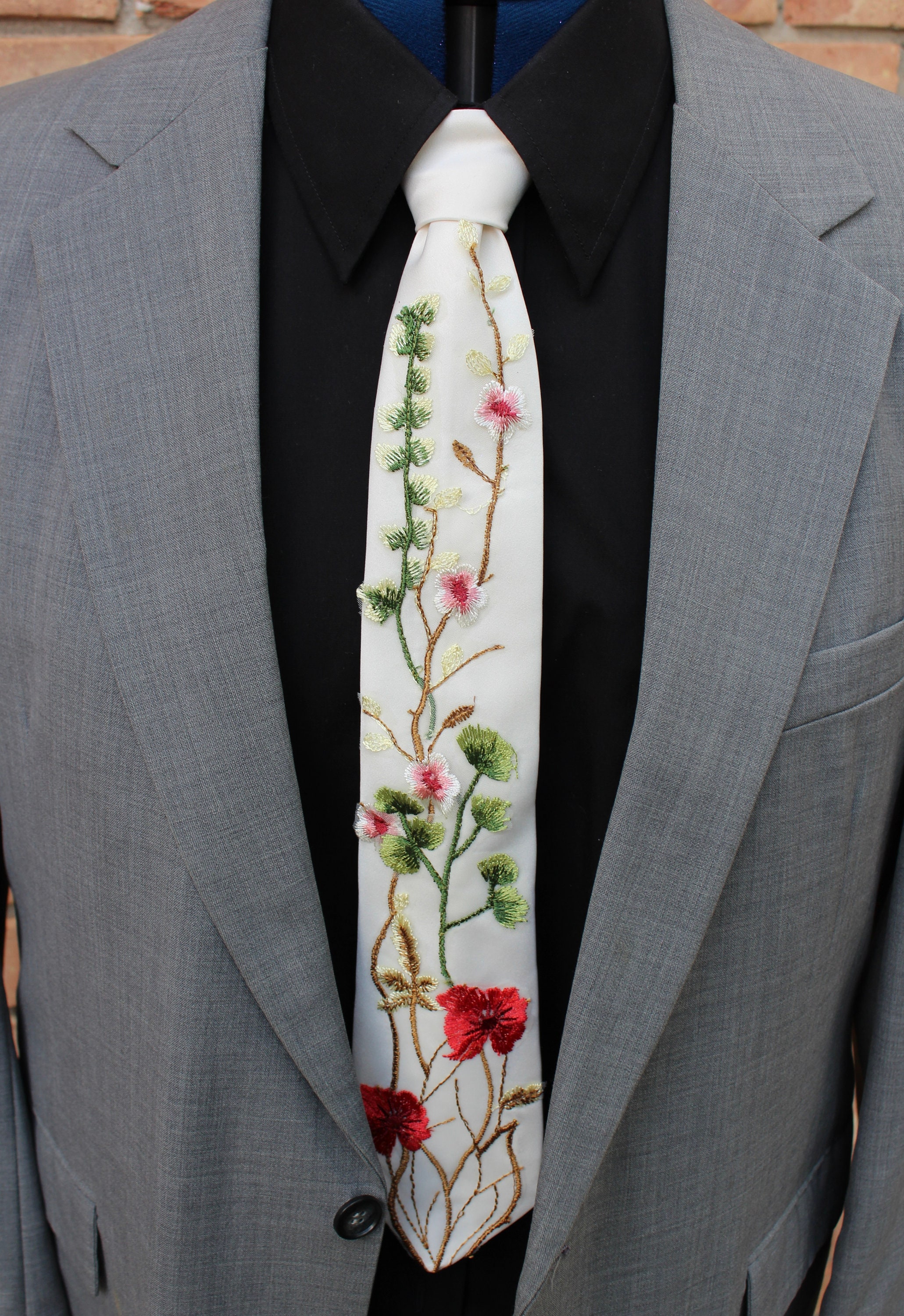 Wildflower Tie for Groom, Groomsmen, Prom, Ushers, Wedding
