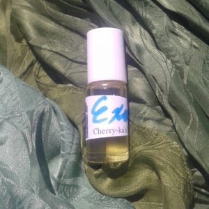 Earthy Alchemy fragrance Myrrh, oakmoss, copaiba image 1