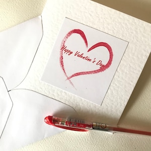 Happy Valentines Day-kaart met rood hart Personaliseer op aanvraag