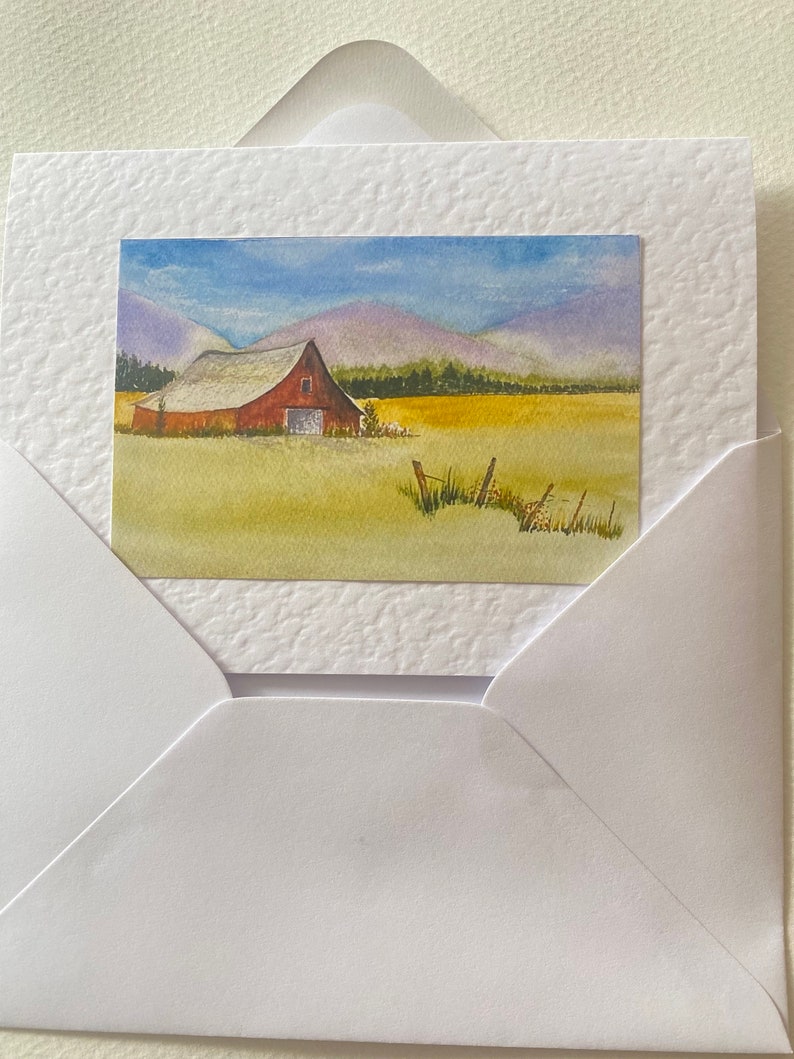 Red Barn in Summer fields Handmade Watercolour Cards imagem 6