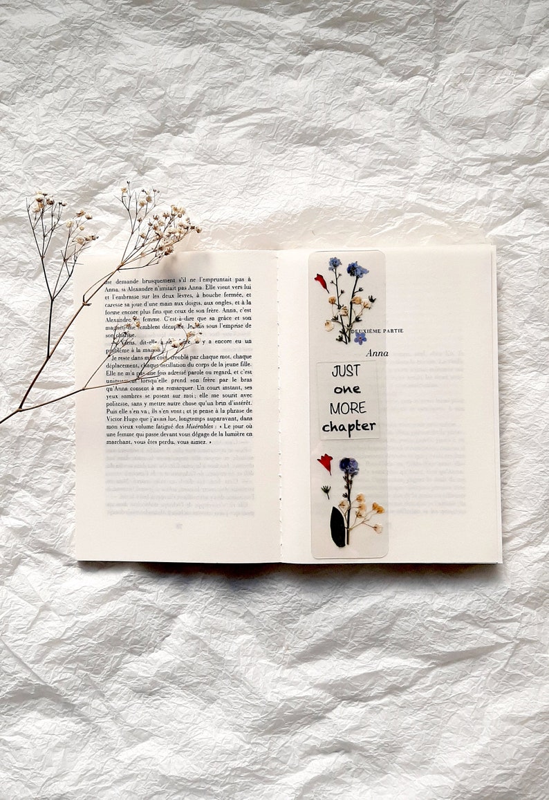 Just one more chapter, pressed Flower bookmark, marque page en fleurs séchées, birthday gift, one more page bookmark, Christmas gift for her zdjęcie 8