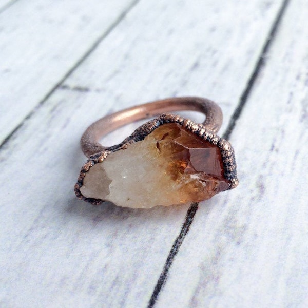 VENTA Anillo de citrino crudo / Anillo de cristal de citrino / Anillo de citrino y cobre / Joyería de moda de citrino real / Anillo de declaración de cristal de citrino crudo