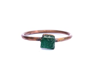 Rough emerald ring | Raw Emerald birthstone ring | Raw stone jewelry | Raw emerald jewelry | Raw emerald ring | May birthstone jewelry