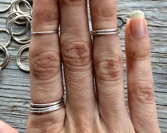 Sterling silver stacking ring | Dainty silver midi rings | Tiny mid finger rings | Little sterling silver stacking rings | Knuckle ring