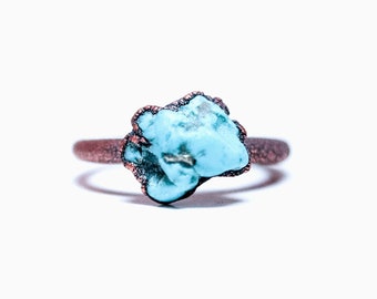 Turquoise nugget ring | Raw turquoise stacking ring | Turquoise stone ring | Nevada turquoise jewelry | Organic stone jewelry | Mineral ring