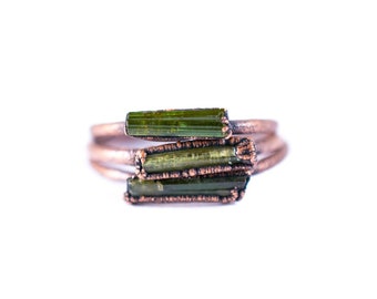 Raw tourmaline ring | Green tourmaline crystal ring | Electroformed tourmaline ring | Raw stone ring | Raw tourmaline jewelry