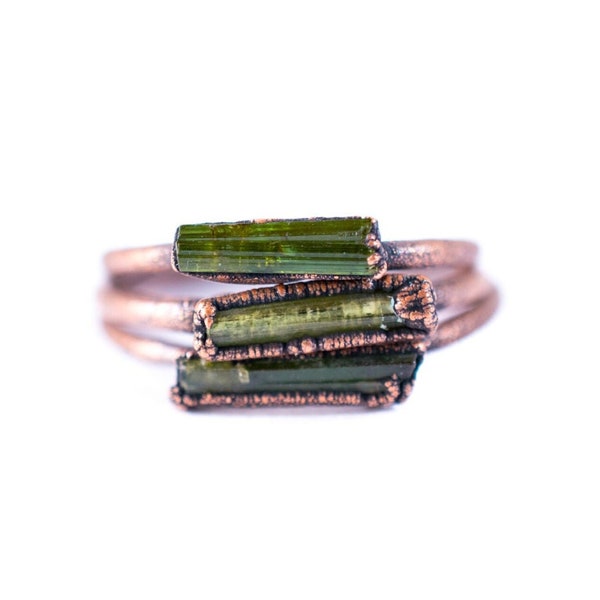 Raw tourmaline ring | Green tourmaline crystal ring | Electroformed tourmaline ring | Raw stone ring | Raw tourmaline jewelry